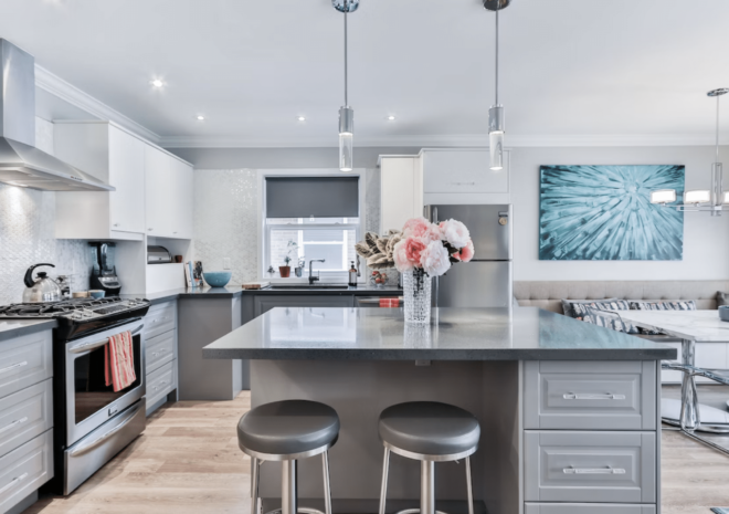 Blending Granite with Other Materials for Striking Countertop Designs
